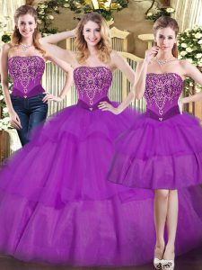 Venta caliente berenjena vestidos de bola púrpura rebordear y volantes capas vestido de quinceañera con cordones de longitud del piso sin mangas