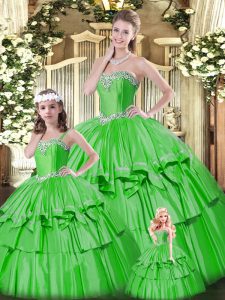 Fabulosos cordones verdes vestidos de quinceañera con cuentas y volantes capas sin mangas hasta el suelo