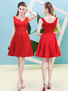 Cremallera sin mangas de satén asimétrico fruncido corte vestidos para dulce 16 en rojo
