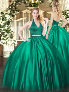 Diseñador halter top sin mangas dulce 16 vestidos largo hasta el suelo fruncido verde oscuro satinado