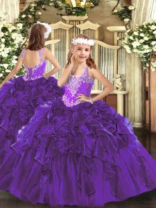 Encantadores largos hasta el suelo vestidos de color púrpura para las niñas con cuello en v sin mangas con cordones