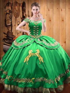 Vestidos de gala 15 º vestido de cumpleaños verde fuera del hombro satén y organza sin mangas hasta el suelo sin atar
