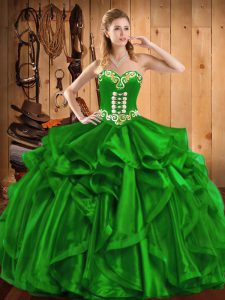 El último vestido de fiesta verde vestido de fiesta bola militar y dulce 16 y quinceañera con bordados y volantes sin mangas con cordones