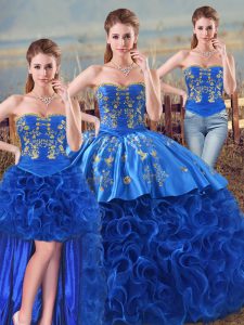 Azul real con cordones de novia bordados y volantes de quinceañera vestidos de tela con flores onduladas sin mangas