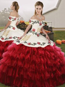 Vestidos de bola excepcionales vestidos de fiesta de membrillo rojo vino fuera de los hombros organza longitud del piso sin mangas con cordones