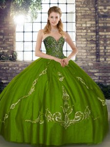Longitud del piso verde oliva vestidos de quinceañera tul sin mangas abalorios y bordados
