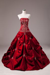 Popular vestido rojo de quinceañera dulce 16 y quinceañera con bordados y recogidas sin tirantes sin mangas cepillo tren encaje hasta