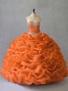 Vestido de quinceañera con cordones de color naranja con cordones y recogidas dulce 16 organza sin mangas