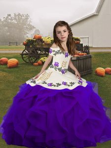Organza púrpura con cordones niñas vestidos de desfile sin mangas hasta el suelo bordados y volantes