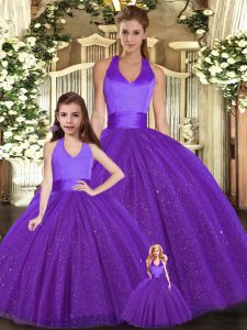Encaje púrpura hasta dulce 16 vestido fruncido longitud del piso sin mangas