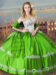 Vestidos de fiesta verde cariño sin mangas raso hasta el suelo con cordones y bordado dulce vestido de quinceañera 16