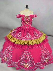 Ajuste de satén sin mangas con cordones hasta bordado vestidos de quinceañera en rosa intenso