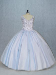 Cremallera lateral azul con cuello en abalorios dulce 16 vestido de quinceañera sin mangas de tul