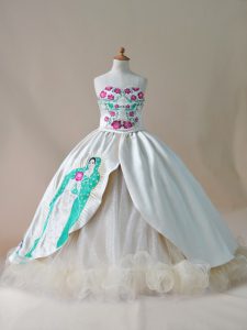 Lujoso bordado vestido de desfile de niña con cordones sin mangas de tren de barrido