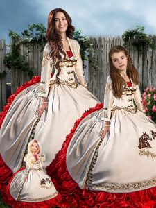 Los más populares vestidos de novia sin mangas con cordones dulces 16 vestidos blanco y rojo satinado