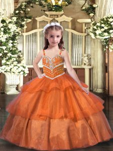 Vestidos de gala de clase alta de color naranja correas sin mangas hasta el suelo hasta el suelo con cordones capas con volantes niñas vestido del desfile al por mayor