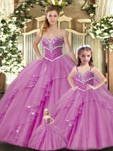 Vestidos de novia con mangas con cordones y adornos de quinceañera en color lila