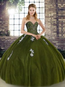 Piso largo verde oliva dulce 16 vestido de quinceañera tul sin mangas abalorios y apliques