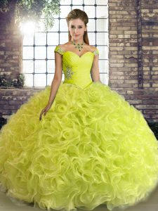 Gran longitud verde amarillenta sin mangas piso longitud dulce 16 vestidos
