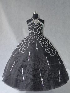 Nuevo estilo de organza negro con cordones halter top sin mangas hasta el suelo vestido de quinceañera abalorios