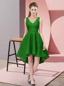 Vestido de dama de quinceañera con cremallera y encaje sin mangas con cuello en V de color verde a la moda
