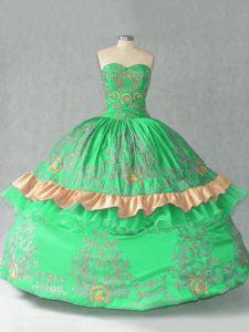 Vestidos de fiesta verde organza sin mangas bordado sin mangas y bowknot hasta el suelo con cordones vestido de quinceañera