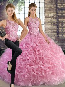 Diseño personalizado de tela sin mangas con flores enrolladas hasta el suelo con cordones hasta 15 vestidos de quinceañera rosa rosa con abalorios