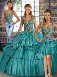 Elegante hasta el suelo vestido de fiesta verde azulado vestido de fiesta tafetán sin mangas abalorios y capas onduladas