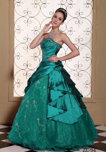 Modesto Bordado Decorate Vestido De Quinceañera para 2015 Estrapless Beauty Gown