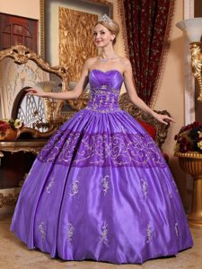 Púrpura Vestido De Fiesta Dulceheart Hasta El Suelo Tafetán Bordado Vestido De Quinceañera