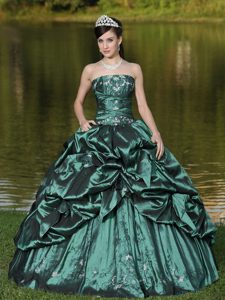 Custom Size Estrapless Vestido De Quinceañera Beaded Decorate Con Verde