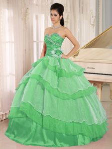 Verde Dulceheart Beaded Decorate Y Blusa Acanalada Volantesd Layeres Vestido De Quinceañera In 2015