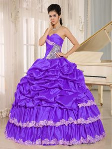 2015 Púrpura Beaded Y Pick-ups Vestido De Quinceañera para Por Encargo