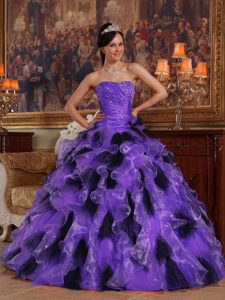 Púrpura Y Negro Vestido De Fiesta Estrapless Hasta El Suelo Organdí Vestido De Quinceañera