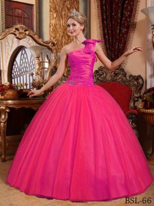 Caliente Rosa Vestido De Fiesta Un Sólo Hombro Hasta El Suelo Tul Bordado Vestido De Quinceañera