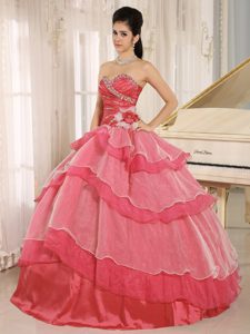 Rojo Dulceheart Beaded Decorate Y Blusa Acanalada Volantesd Layeres Vestido De Quinceañera In 2015