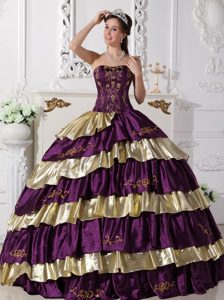 Púrpura Y Oro Vestido De Fiesta Estrapless Hasta El Suelo Tafetán Bordado Vestido De Quinceañera