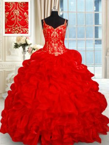 Los vestidos de bola de los vestidos de bola sin mangas rojos del tren del cepillo del vestido del dulce 16 atan para arriba