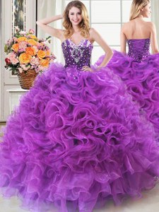 La púrpura noble de la berenjena ata para arriba el vestido del baile de fin de curso del vestido de bola que rebordea y ruffles la longitud sin mangas del piso