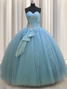 La longitud sin mangas del piso de Tulle de encargo ata para arriba el décimo quinto vestido del cumpleaños en azul bebé con el rebordear y los cequis y el bowknot