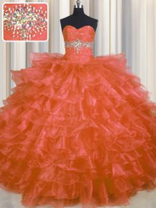 Hermosos vestidos de bola de color naranja rojo rebordeando y rizado capas de vestido de quinceañera ata hasta la longitud sin mangas de organza piso