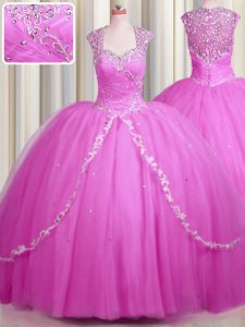Edgy ver a través con los vestidos de bola de tren mangas de tapa de quinceañera de color rosa caliente vestidos cepillo tren cremallera