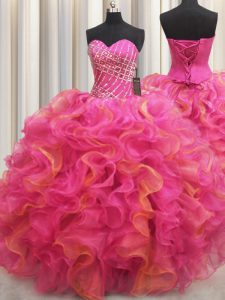 Niza el rebordear y los volantes dulce 16 vestido del quinceanera rosado caliente atan para arriba longitud sin mangas del piso