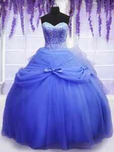 El ajuste azul Tulle ata para arriba el vestido sin mangas del baile de fin de curso del vestido de bola de la longitud del piso del amor que rebordea y bowknot