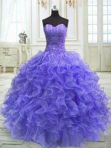 Noble púrpura ata los vestidos de la quinceañera que rebordean y ruffles la longitud sin mangas del piso