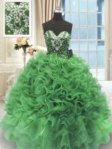 Glamorous sin mangas de longitud de piso de organza encaje dulce dulce 16 vestido de quinceañera en verde con rebordear y volantes