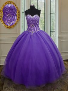 El neckline púrpura del amor de la berenjena de lujo que rebordea los vestidos del quinceanera sin mangas ata para arriba