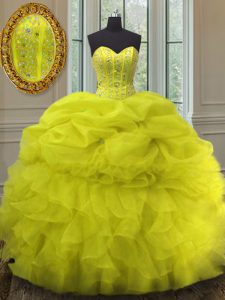 Admirable amarillo ata hasta dulce 16 vestidos rebordear y volantes y recoger la longitud del piso sin mangas