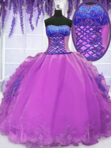 El nuevo estilo púrpura sin mangas de longitud de piso bordado y volantes de encaje hasta el vestido de cumpleaños 15