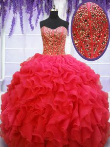 Vestido de fiesta vestido de quinceanera coral rojo amor sin mangas de organza longitud del piso encaje hasta